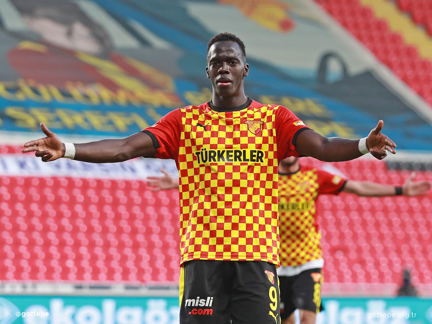 Cherif Ndiaye službeno igrač turskog Göztepea!